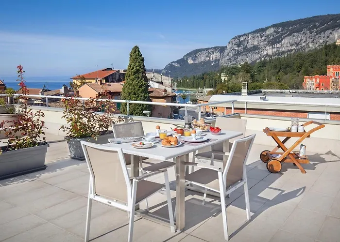 La Rocca Suite