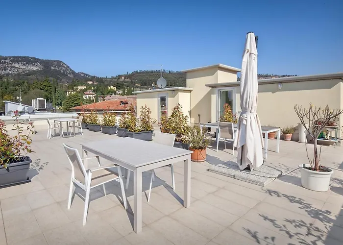 La Rocca Suite